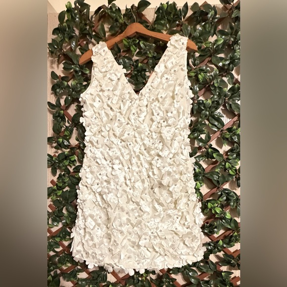 STINE GOYA White Textured Elena Floral Mini Dress Women’s Size XS - Picture 3 of 16